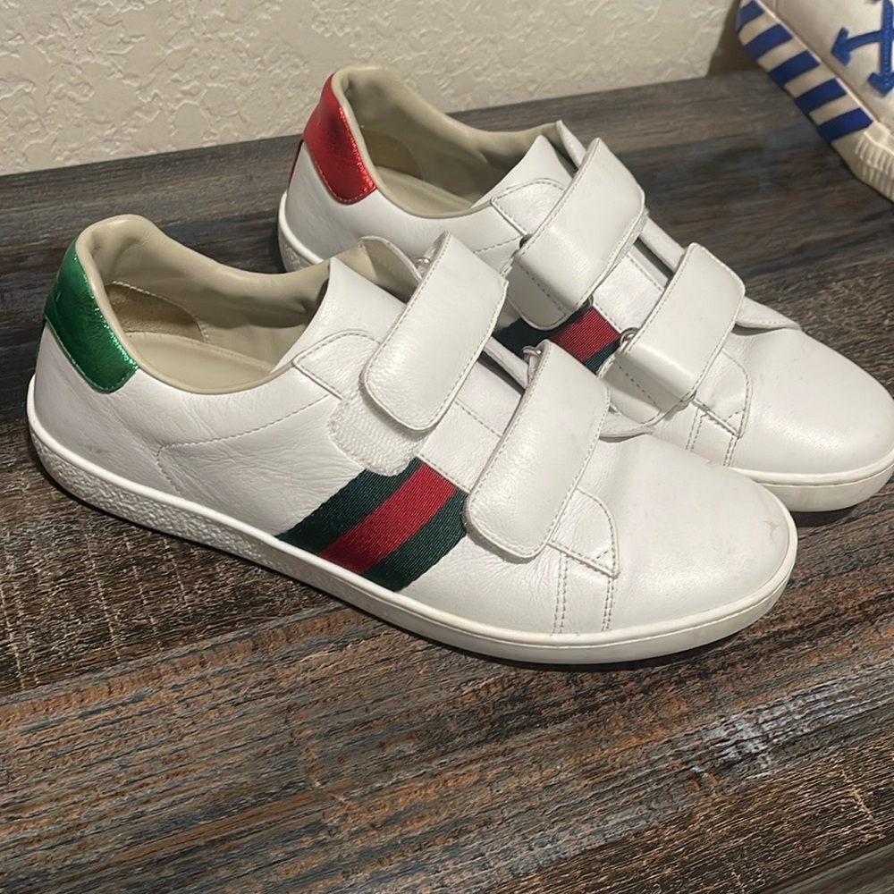 Gucci kids shoes